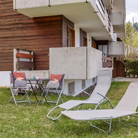 Stylish Condo W/ Parking, Terrace, Garden Access. Lejlighed Riddes