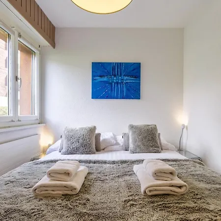 Stylish Condo W/ Parking, Terrace, Garden Access. * Riddes